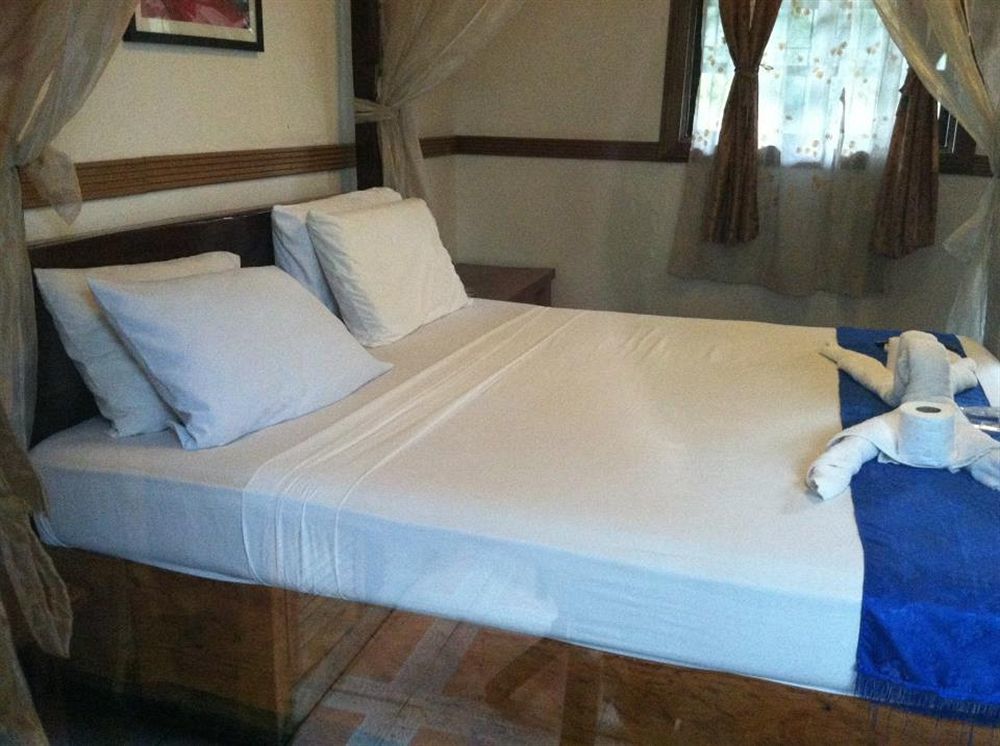 The Lotus Garden Bed & Breakfast Puerto Princesa Exterior photo